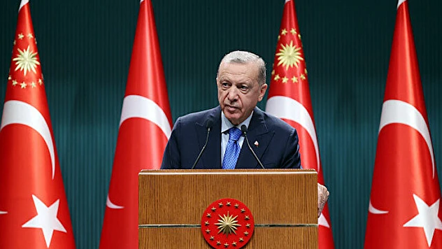 Erdoğan'dan EYT ve Asgari Ücret açıklaması