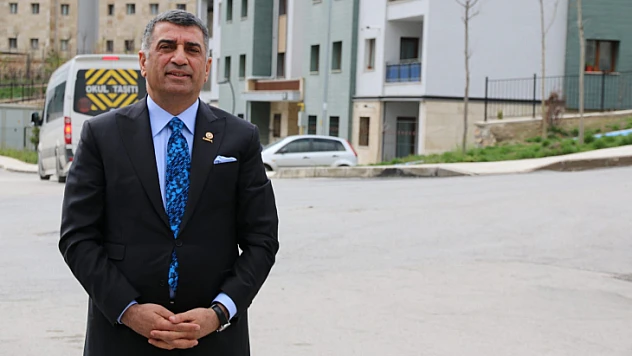 Erol: Depremde evi yıkılan hak sahiplerinden 5 kuruş para alınmayacak