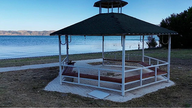 Fırat Üniversitesi Hazar Gölü kıyısındaki tesislerini yenileyerek hizmete açtı