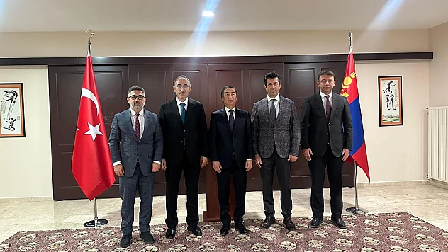 FÜ'den Moğolistan Ankara Büyükelçiliği'ne anlamlı ziyaret
