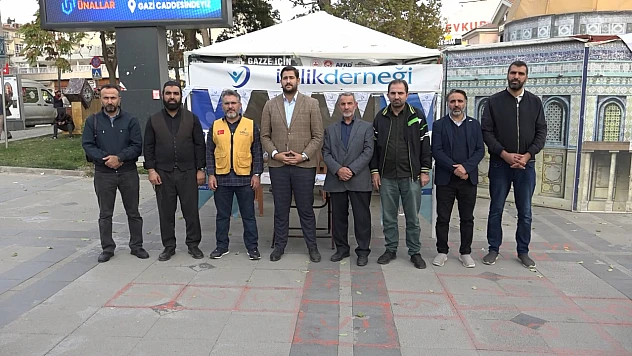 Gazze Direniş Platformu'nun kumbara nöbeti sürüyor