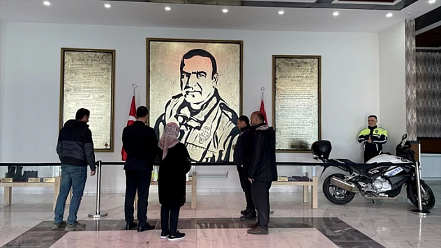 Gençler, Şehit Polis Fethi Sekin'in kahramanlığını anlatmak için yarışacak