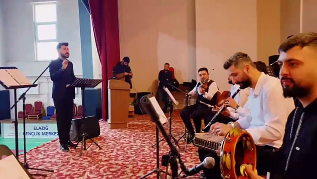 Gençlik Merkezi Korosu büyük beğeni topladı