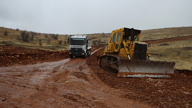 Gogo Deresi–Zırkı grup yolunda yarım kalan iş tamamlanıyor