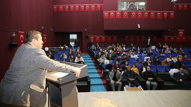 Gönüllü Halk Korosu'ndan TSM Konseri