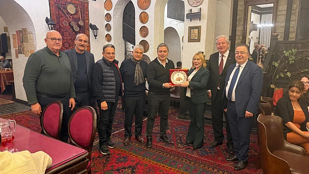 Harput Senfonisi'nin gerçekleşmesinde emeği geçenlere plaket verildi