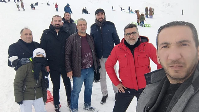 Hazar Baba Kayak Merkezi'nin keyfini çıkardılar