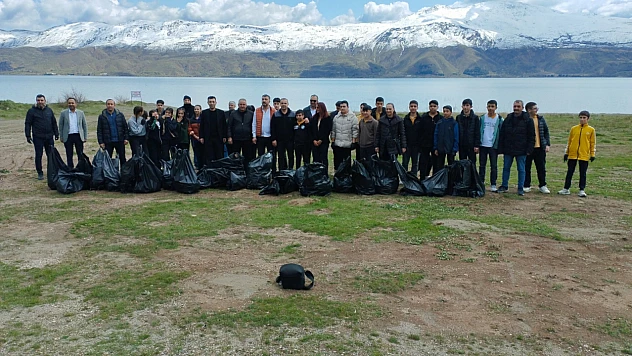 Hazar Gölü'ne temiz çevre yakışır