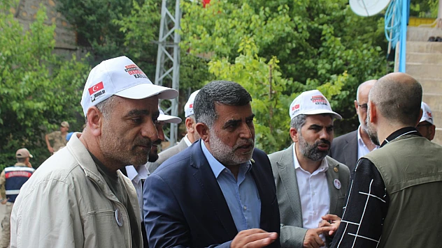 Hüda Par il teşkilatı esnafla bir araya geldi