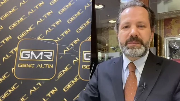 İslam Memiş'ten merak uyandıran paylaşım!