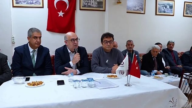 İstanbul Elazığlılar Dayanışma Derneğinde bayrak değişimi