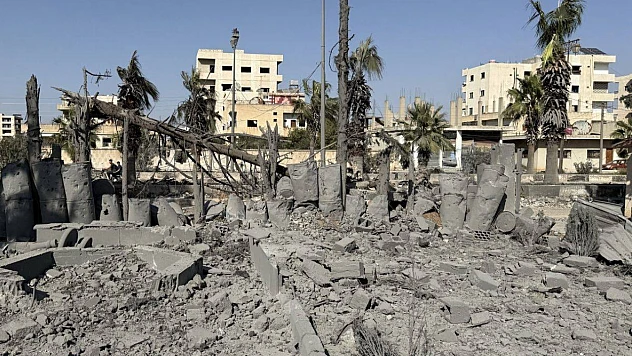 Katil İsrail'in Gazze Şeridi'ne düzenlediği saldırılarda 58 kişi hayatını kaybetti