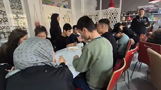 Kaya Karakaya Güzel Sanatlar Lisesi'nden anlamlı program