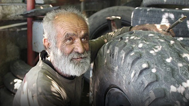 Lastikçi Fevzi Baba vefat etti