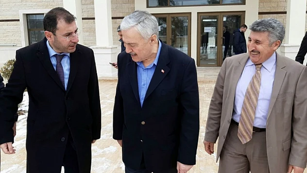Milletvekili Demirbağ, Harput Dini İhtisas Eğitim Merkezi'nde incelemede bulundu