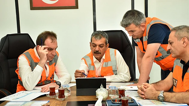 Milletvekili Keleş, Elazığ-Baskil yolunda incelemelerde bulundu