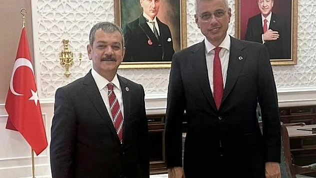 Milletvekili Keleş, Sağlık Bakanı Memişoğlu'nu ziyaret etti