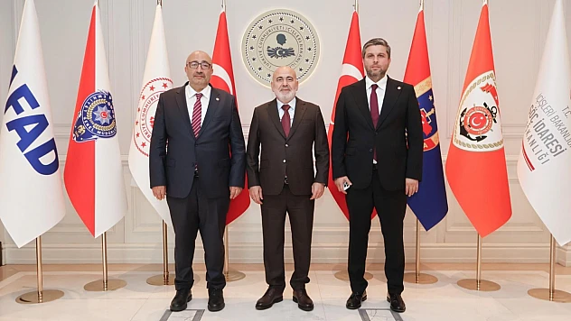 Milletvekilleri Açıkkapı ve Nazırlı'dan Bakan Yardımcısı Sağlam'a ziyaret