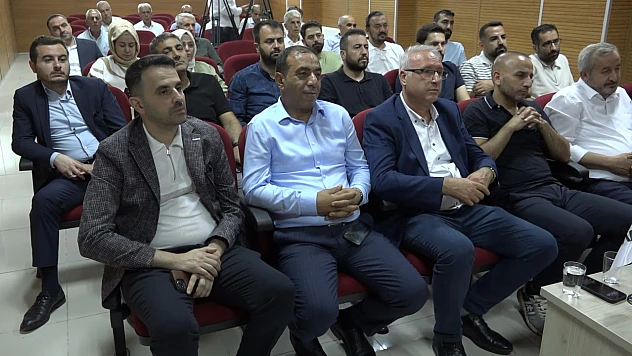 MÜSİAD ilçelerle buluşuyor programı Arıcak'ta gerçekleşti