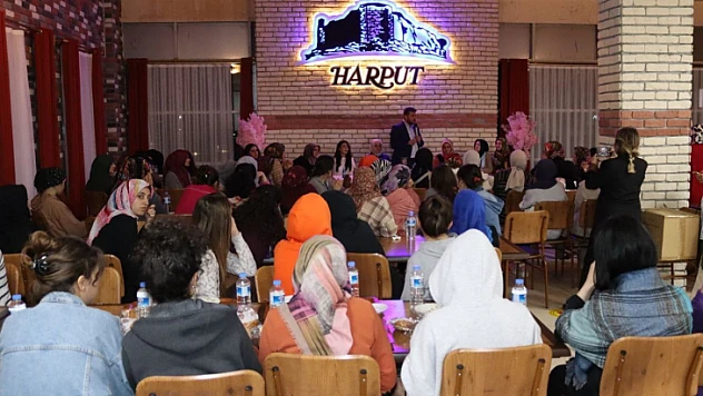 Nazırlı: Türkiye Yüzyılı'nda kadınlarımızın rolü büyük olacak