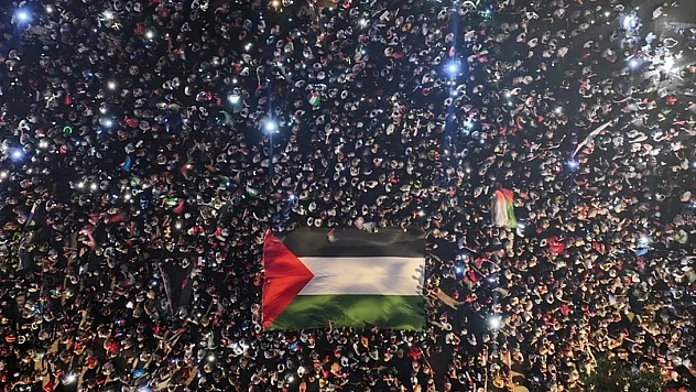 On binlerce kişi Gazze için yürüdü! Umut ışığı ol