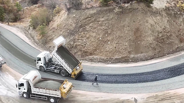 Oymaağaç Köyü'nün 3,5 kilometrelik yolu yenilendi