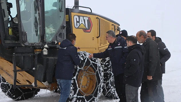 Özel idare karla mücadele çalışmalarını sürdürüyor