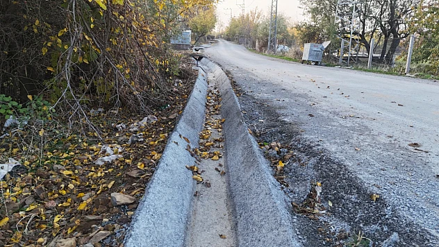 Palu'nun Güllüce ve Keklikdere köylerinde sulama kanalı çalışmaları