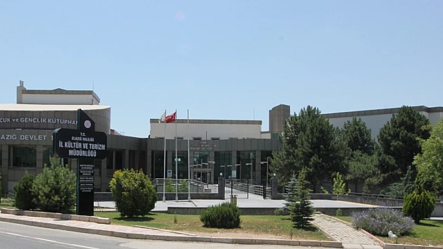 Perde Açılıyor, Elazığ Sanatla Buluşuyor