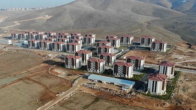 TOKİ Elazığ'da 5 işyerini satışa çıkardı 