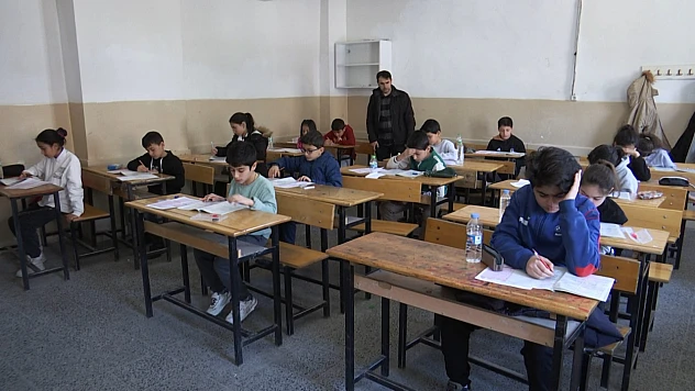 TÜGVA'dan 'Kitap Kurdu' yarışması