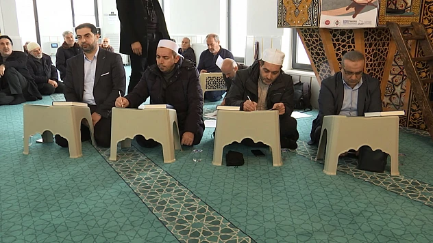 Uluslararası öğrenciler arası Kur'an-ı Kerim yarışması düzenlendi