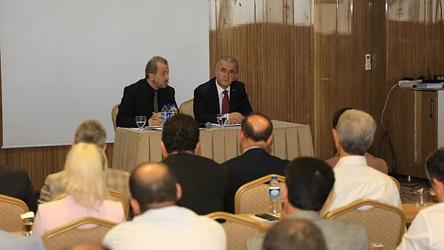 Vali Hatipoğlu Başkanlığında ilçe milli eğitim müdürler kurulu toplantısı yapıldı