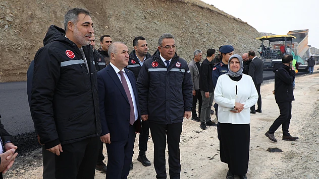 Vali Hatipoğlu finişerin koltuğuna geçti