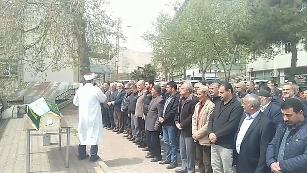 Yazar ve şair Sait Bilgin, son yolculuğuna uğurlandı