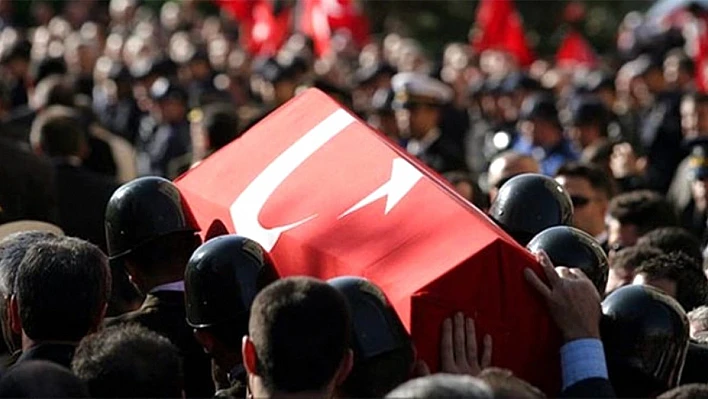 Vatandaşa açık açık soruldu: Sizce İdlibʹdeki saldırıyı kim gerçekleştirdi?