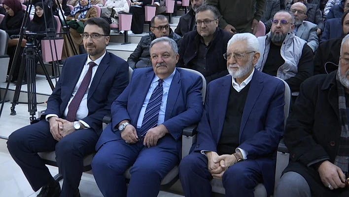 Ağırakça, FÜ'de İslam Medeniyetinin öncülerini anlattı