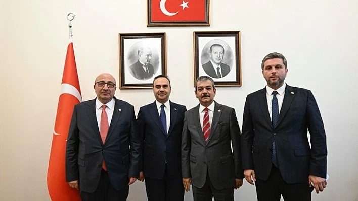 AK Parti Elazığ Milletvekillerinden, Bakan Kacır'a ziyaret