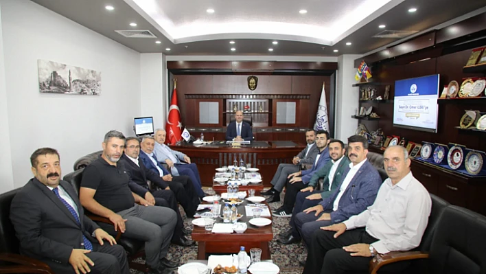 AK Parti Genel Başkan Yardımcısı Dr. Ömer İleri Elazığ Belediyesi'ni ziyaret etti