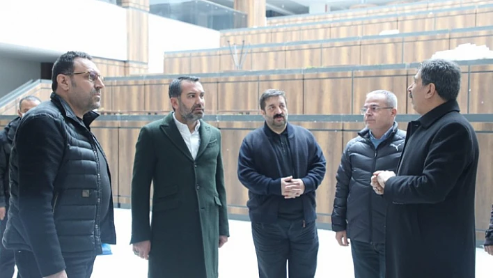 Başkan Şerifoğulları, Fuar ve Kongre Merkezinde incelemelerde bulundu 