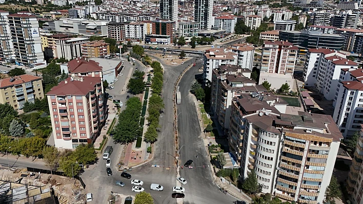 Başkan Şerifoğulları Hazardağlı Kavşağı'nda incelemelerde bulundu