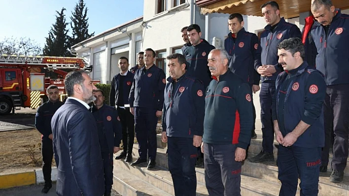 Başkan Şerifoğulları, itfaiye personelini ziyaret etti