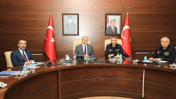 Başkan Sezer, Elazığ'da 