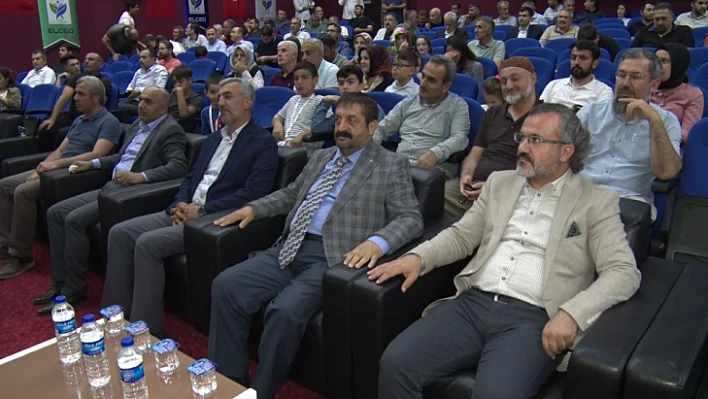 Dereceye girenler ödüllendirildi 