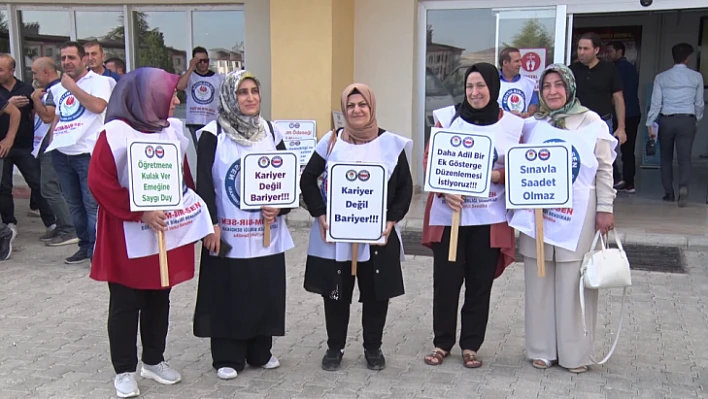 Eğitimciler bakanlığa seslendi