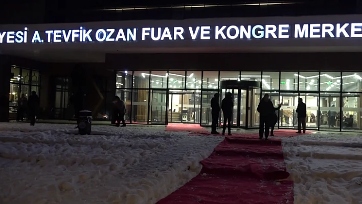Elazığ Belediyesi ihtiyaç malzemesi toplama merkezi oluşturdu