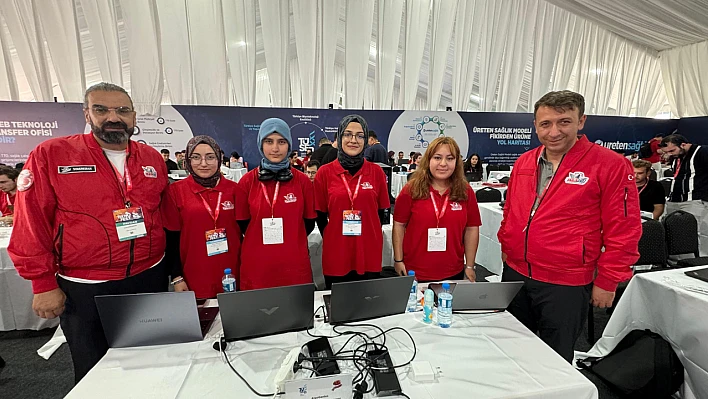 Fırat Üniversitesi TEKNOFEST İstanbul'da yerini aldı