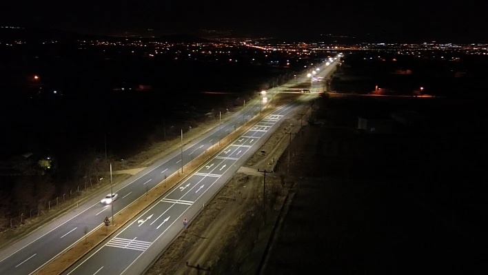 Karanlık yollar tarih oluyor