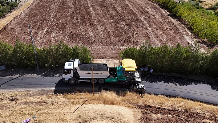 Kovancılar Tepebağ Köyü yolu yenileniyor