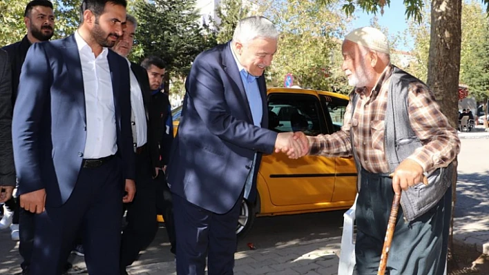 Milletvekili Demirbağ Palu ilçesinde temaslarda bulundu 